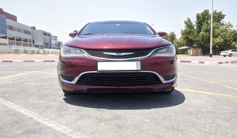 Chrysler 200 very good condition full